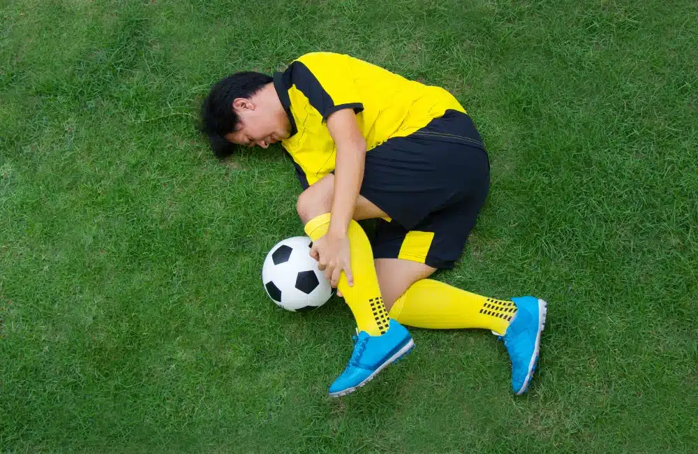 เจ็บเข่าจากเล่นกีฬา